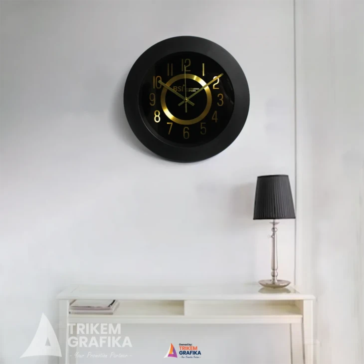 Jam Dinding Premium Bank BSI Hitam - Image 3